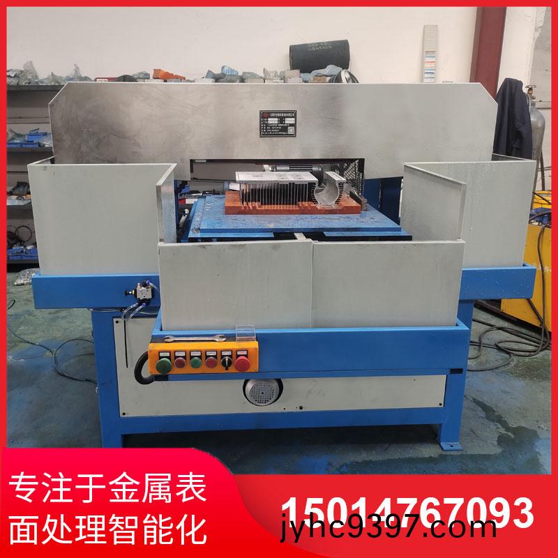 鋁材(cai)直紋拉絲機生産供應(ying)